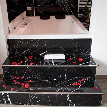 Cs Luxury House Appartement Ostia Buitenkant foto
