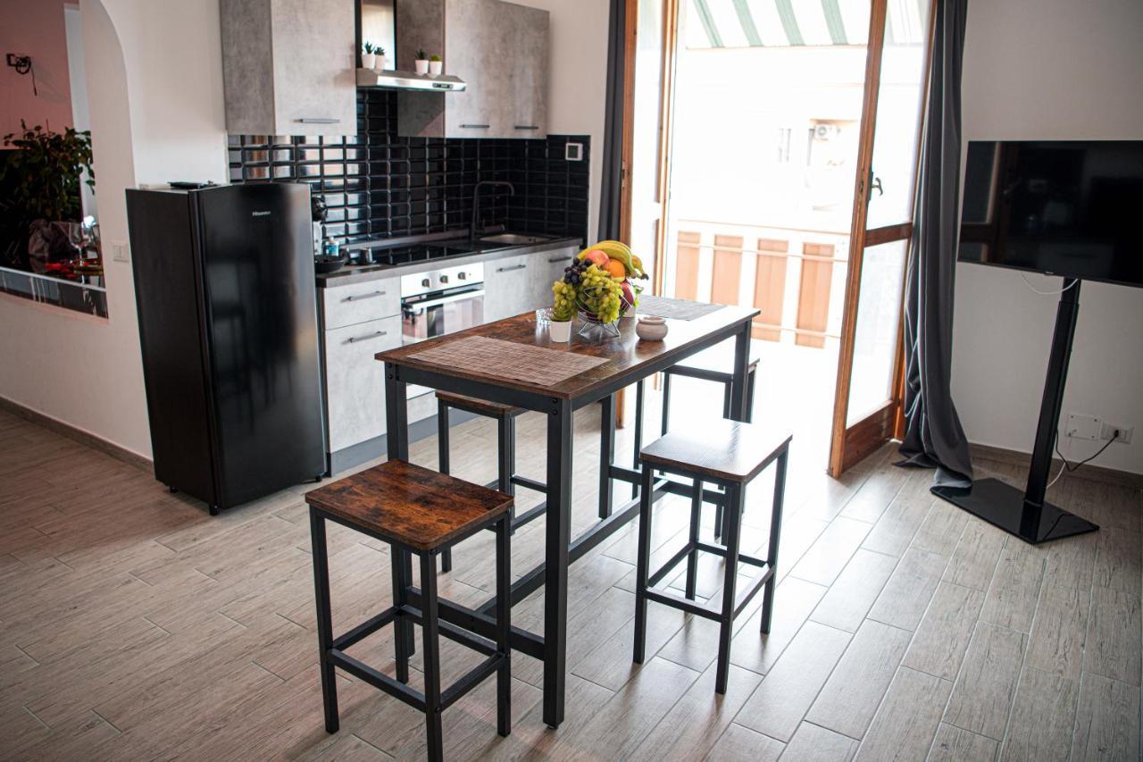 Cs Luxury House Appartement Ostia Buitenkant foto